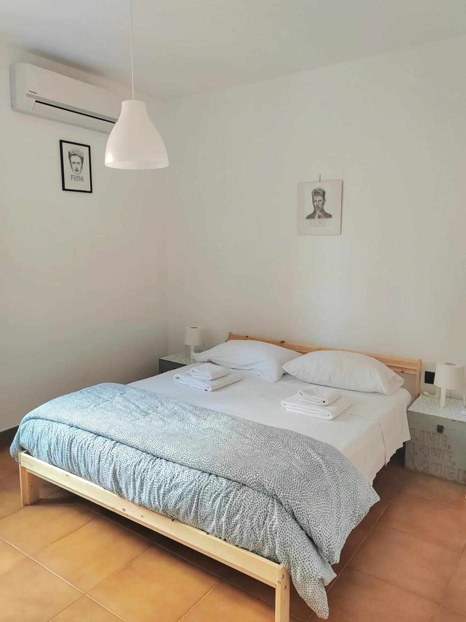 Home Of Fame - Home Gallery With Fully Equipped Kitchen, Separate Entrance, Free Parking Olbia Bagian luar foto